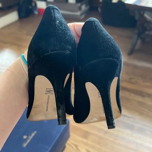 Heels! - Picture 3 of 3